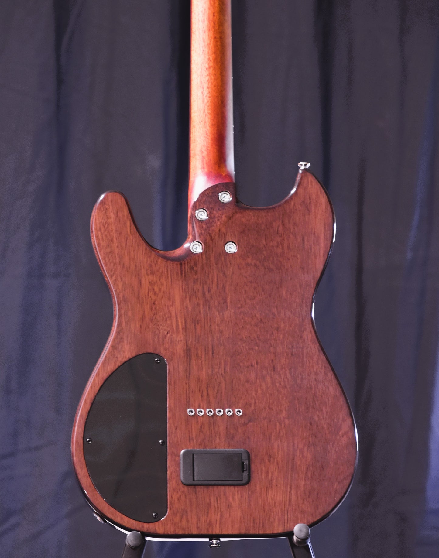 BR Guitar - ICON Professional