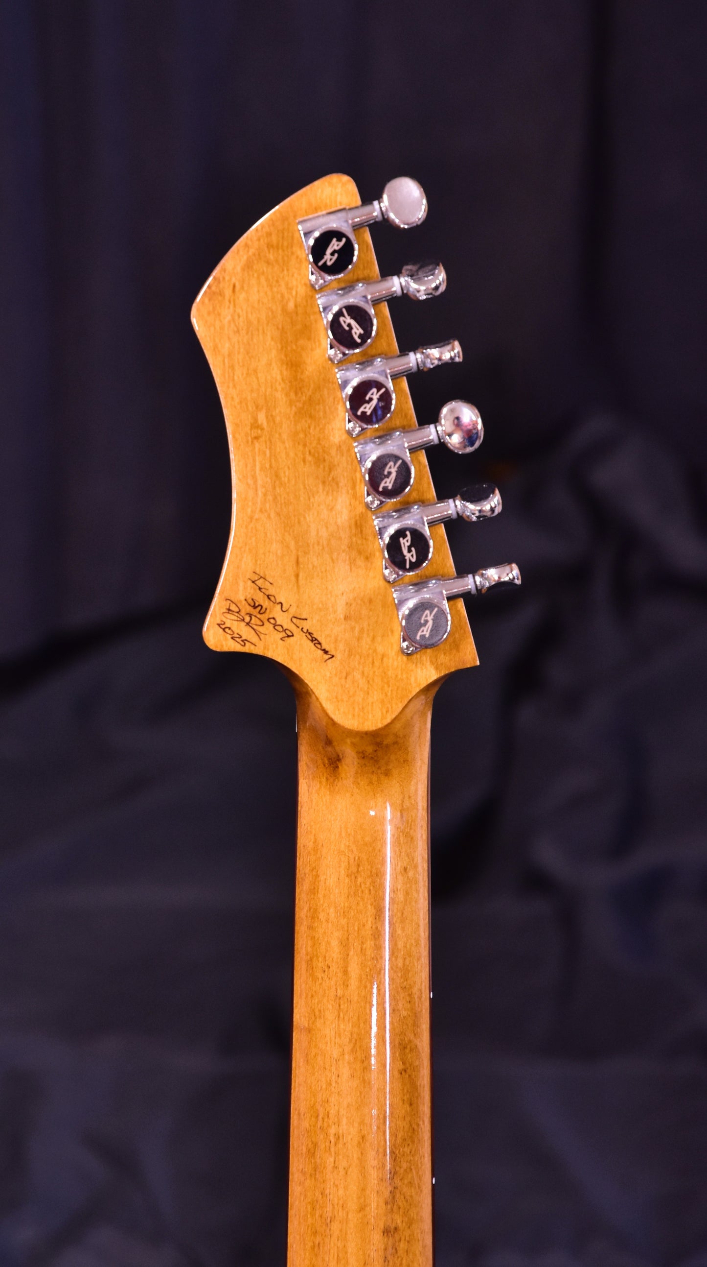 BR Guitars - ICON Custom